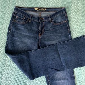 Old Navy Sweetheart Jeans Size 8 Short